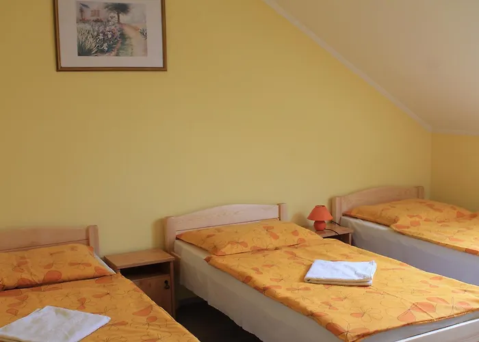 Bed & Breakfast Kiraly Szallo & Panzio 3*