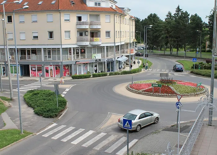 Nocleg ze śniadaniem Kiraly Szallo & Panzio Nagykanizsa